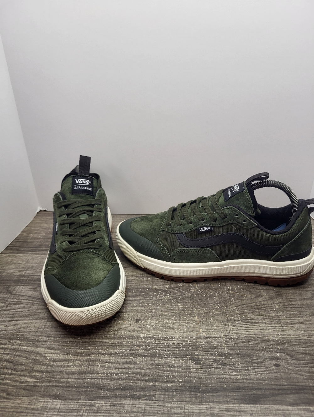 VANS UltraRange Exo MTE Grape Leaf Green White Mens Sz 8, Womens 9.5